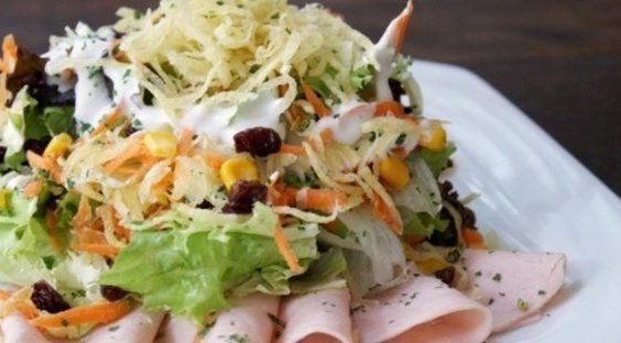 Versões diferentes de salpicão