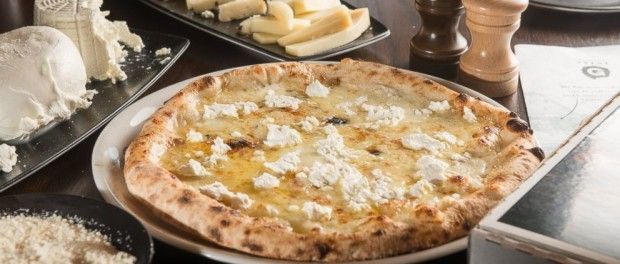 Pizza de 99 queijos: entenda esta novidade de sucesso