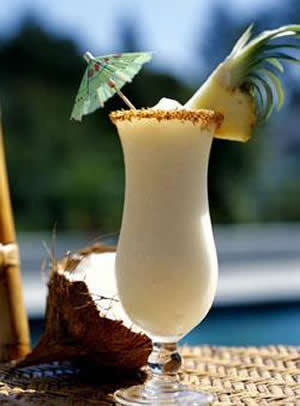 Bebida de Abacaxi e Coco