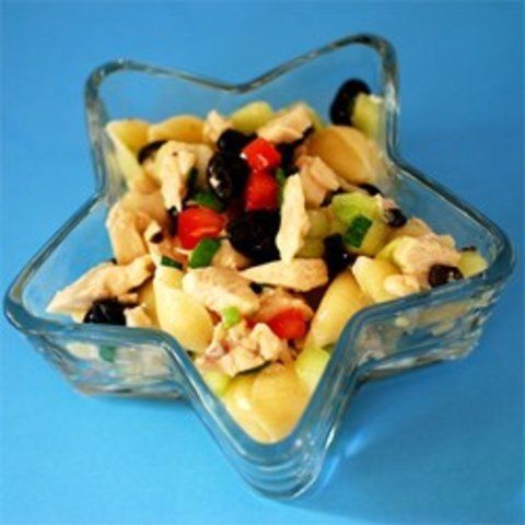 Salada de Macarrão com frango e Legumes