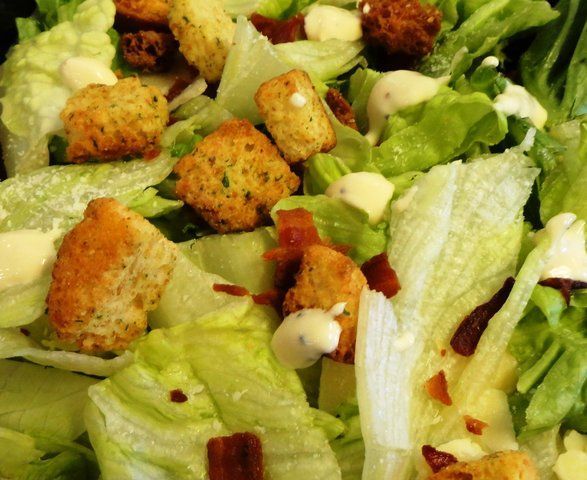 Salada Caesar Clássica