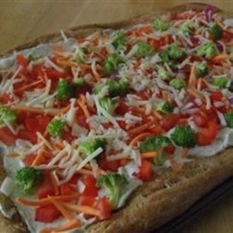 Pizza de vegetais com queijos