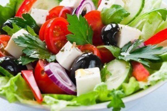 Salada mediterrânea