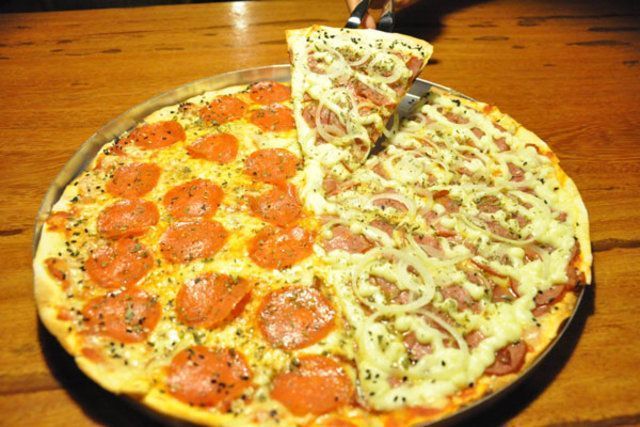Massa de pizza fina